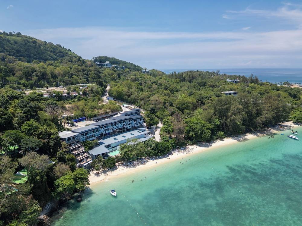 The Hideout Beachfront 1