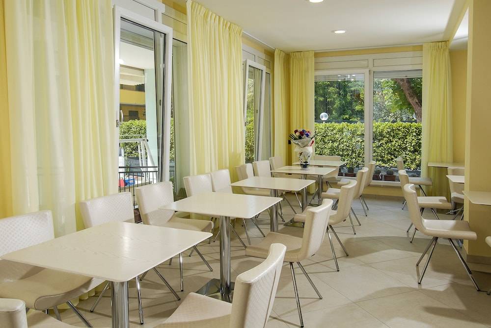 Bahamas Residence & Spa 2