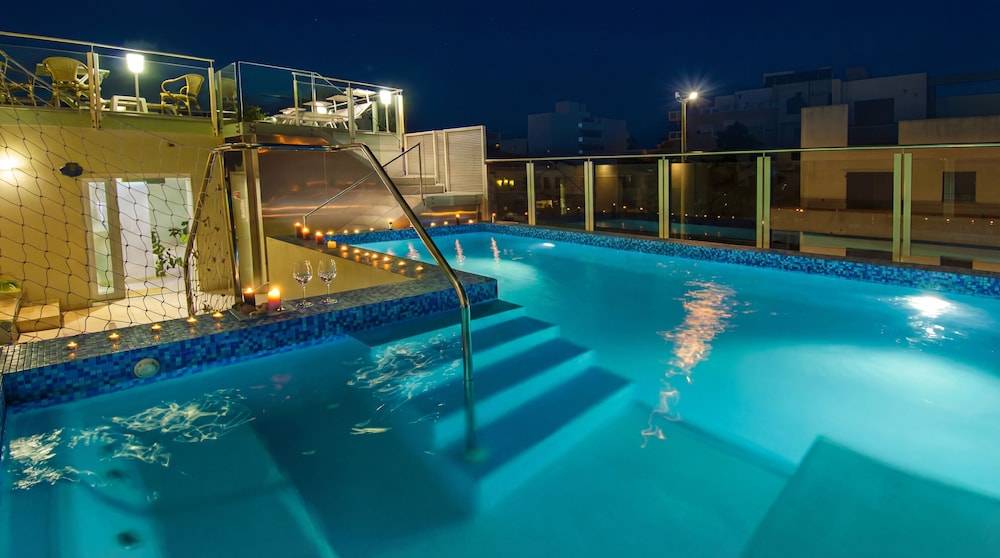 Bahamas Residence & Spa 1