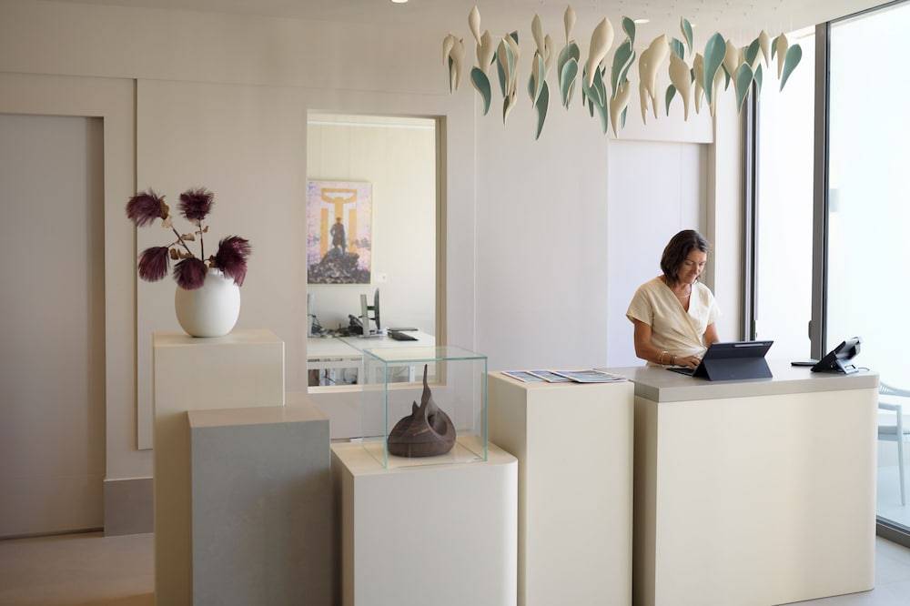 Art Hotel Curacao - Luxury Adults Only 2