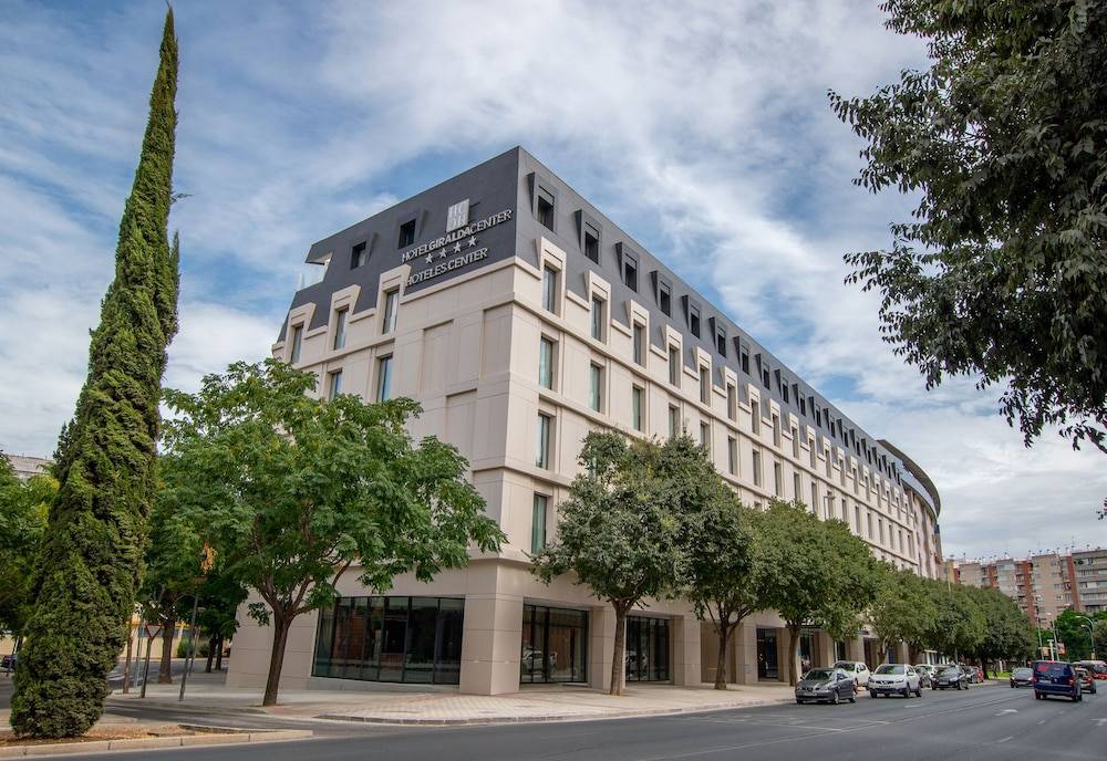Hotel Giralda Center 1