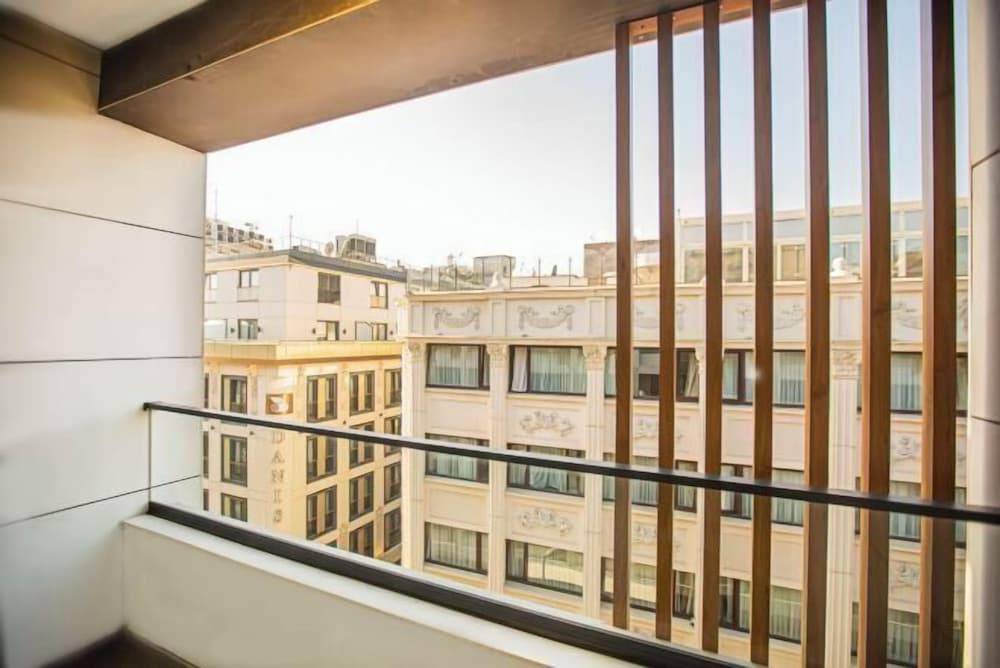 Ramada Plaza By Wyndham Istanbul Sultanahmet 2