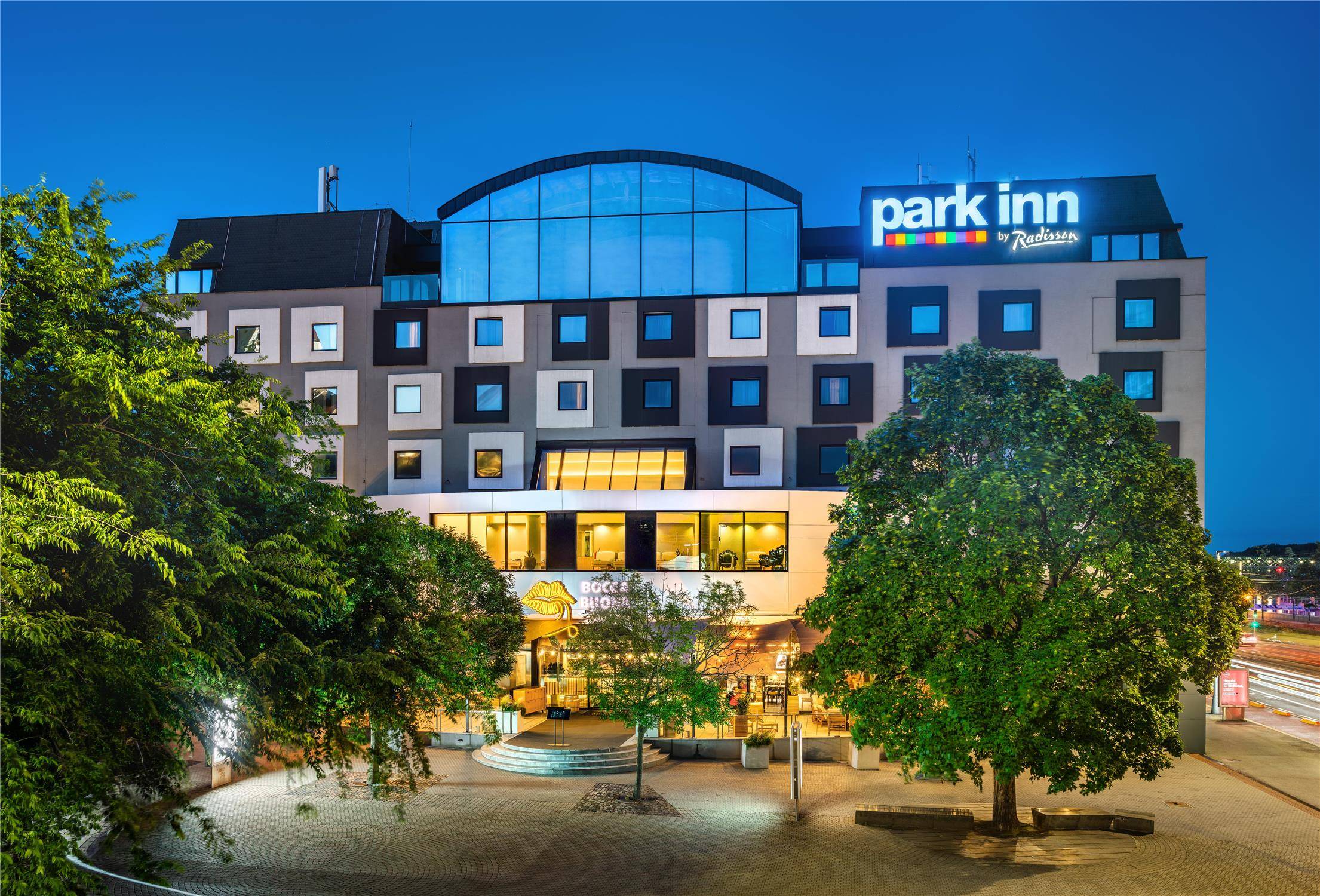 Park Inn by Radisson Danube Bratislava 1