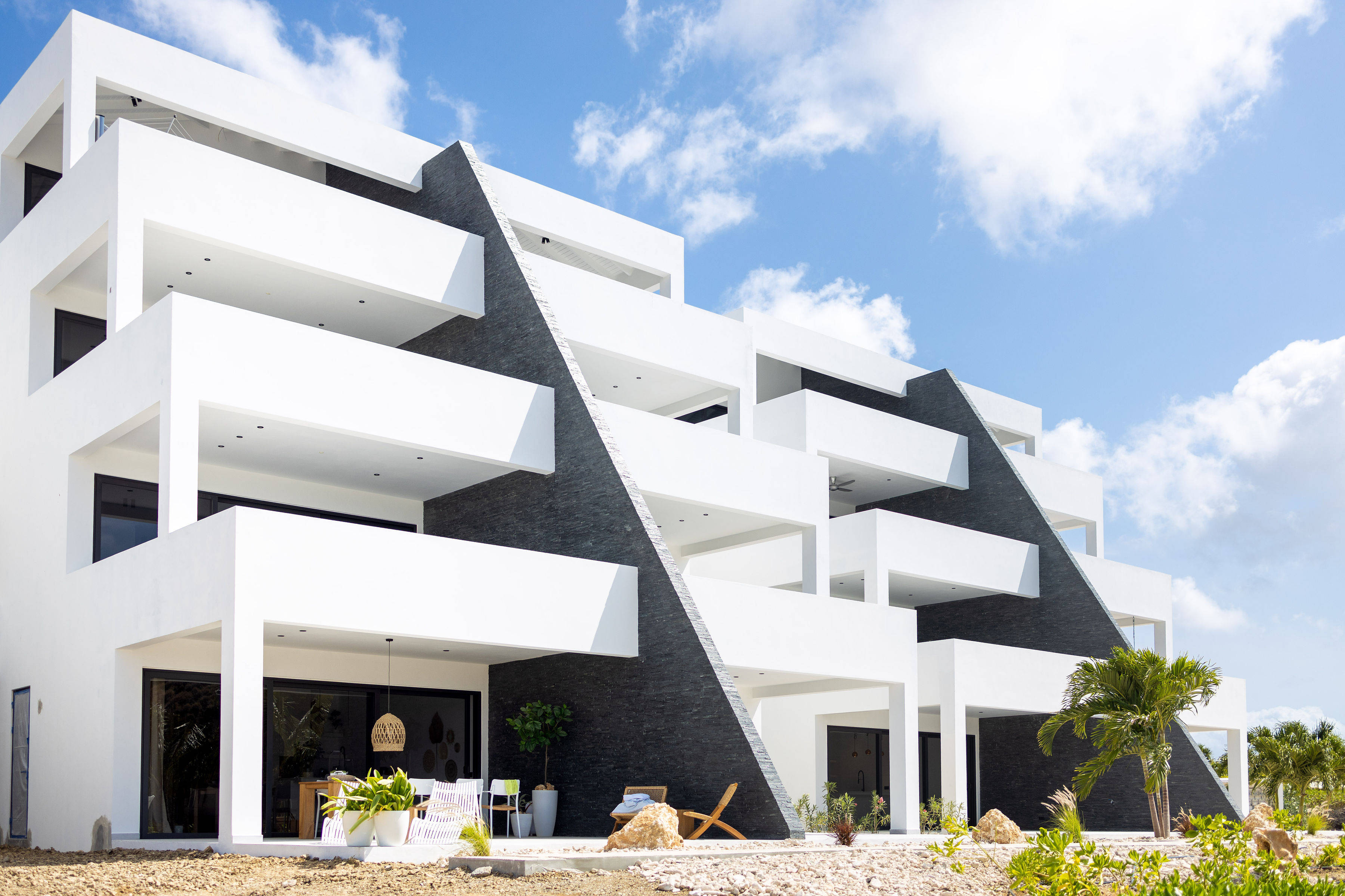 The Reef - Blue Bay Golf & Beach Resort 2