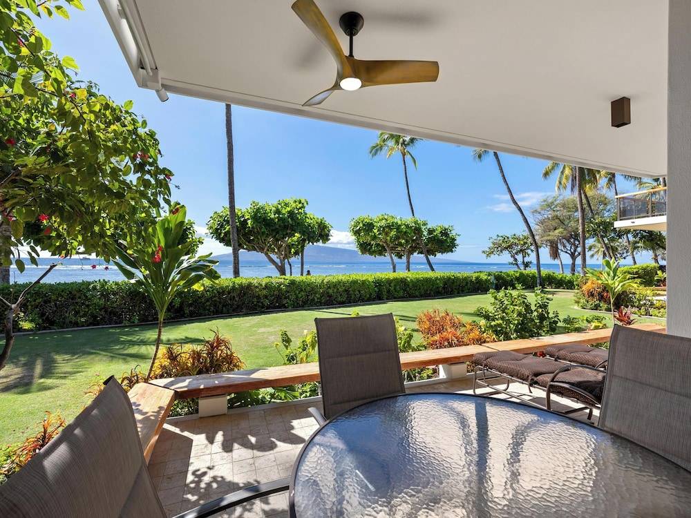 Puunoa - CoralTree Residence Collection 1