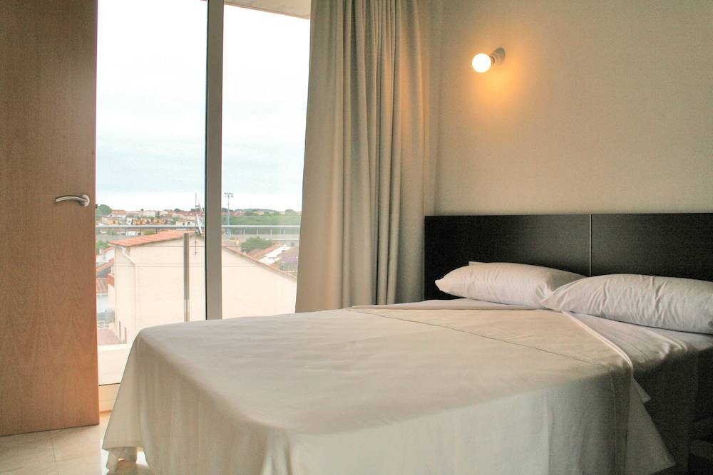 L' Escala Resort 2