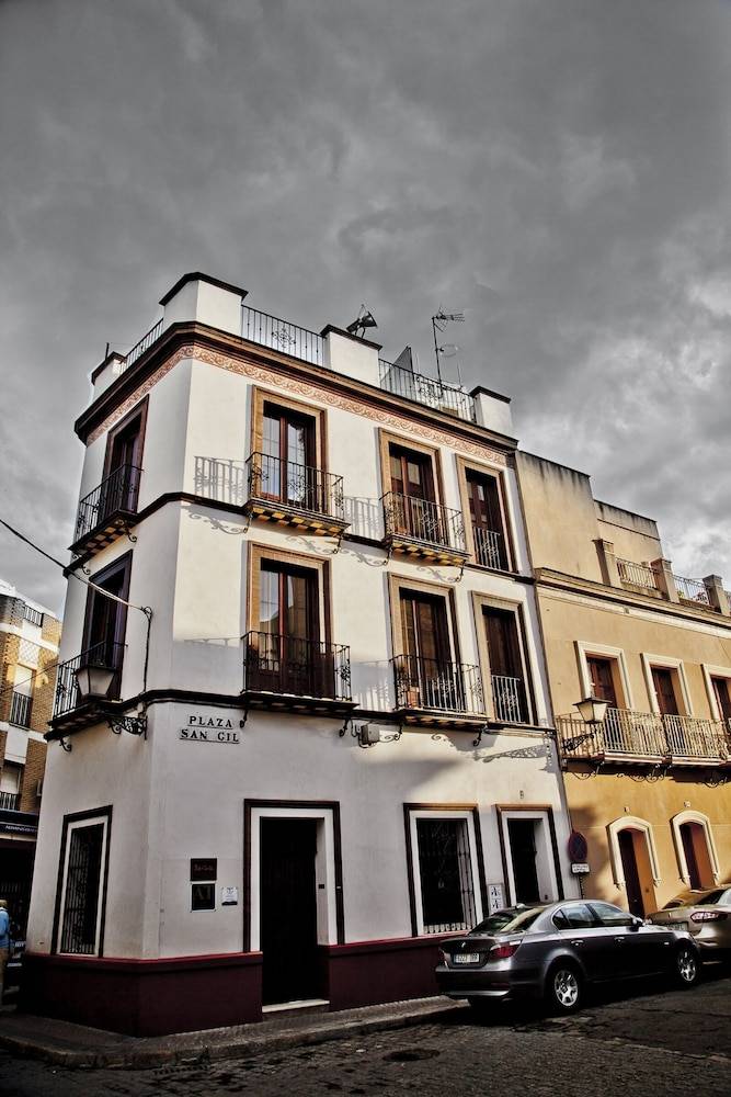 Rey de Sevilla Flats - Macarena 1