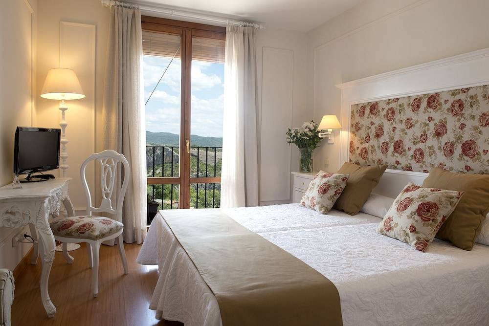 Hotel Santa Maria de Alquezar 1