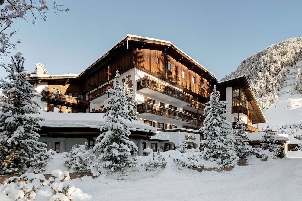 Hotel La Perla: The Leading Hotels of the World 1