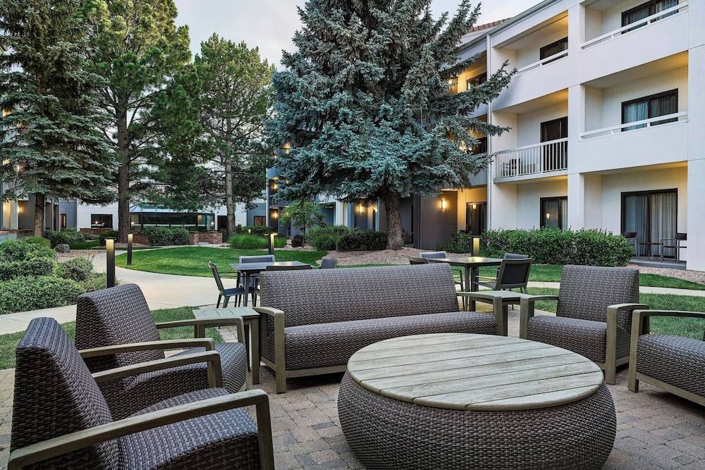 Courtyard by Marriott Boulder 1