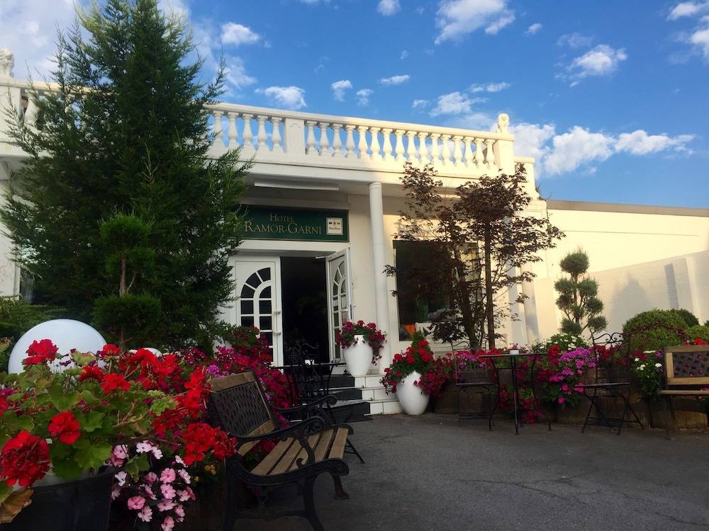 Hotel Ramor Garni 1