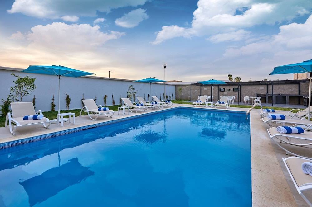 City Express by Marriott Ensenada 1