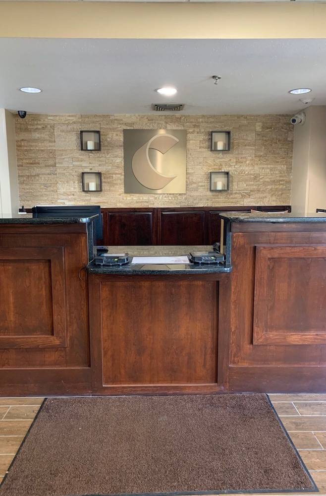 Comfort Inn Franklin Highway 96 2