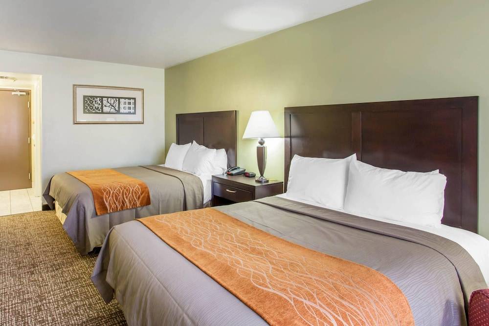 Comfort Inn Franklin Highway 96 1