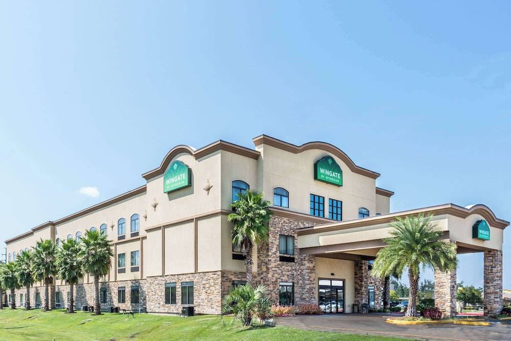 Wingate by Wyndham Lake Charles Casino Area 1