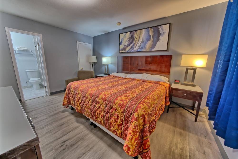 Aqua View Motel 2