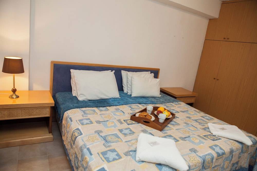 Alecos Hotel Apartments 2