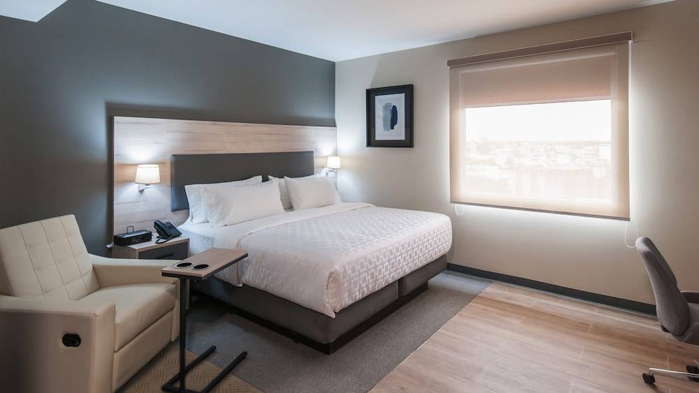 Candlewood Suites GUADALAJARA GALERIAS by IHG 2