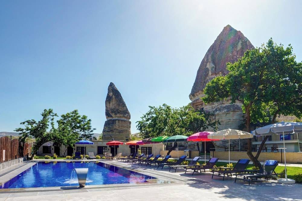 A La Mode Cappadocia 1