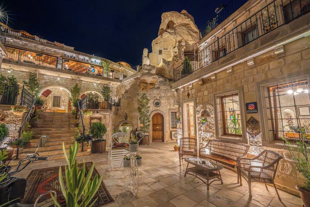 Zara Cave Hotel 2
