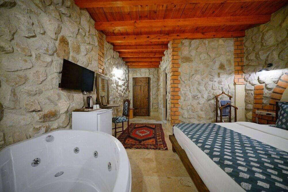 Cappadocia Nar Cave House & Swimming Pool 1