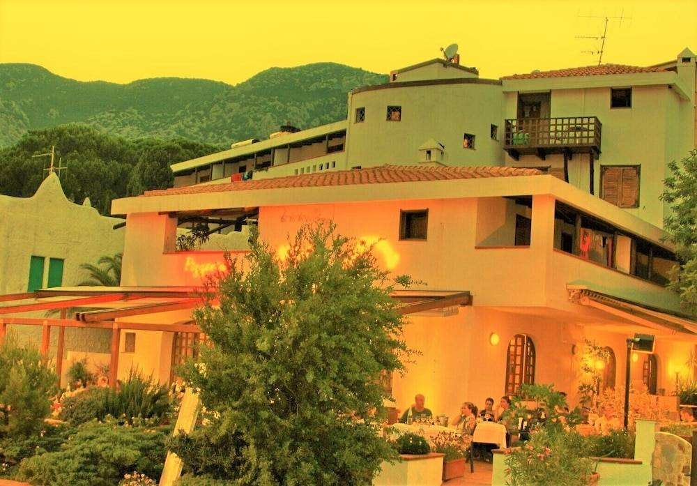 Hotel Pop 1