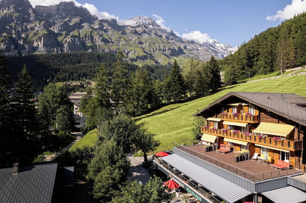 Hotel Restaurant Waldhaus 1