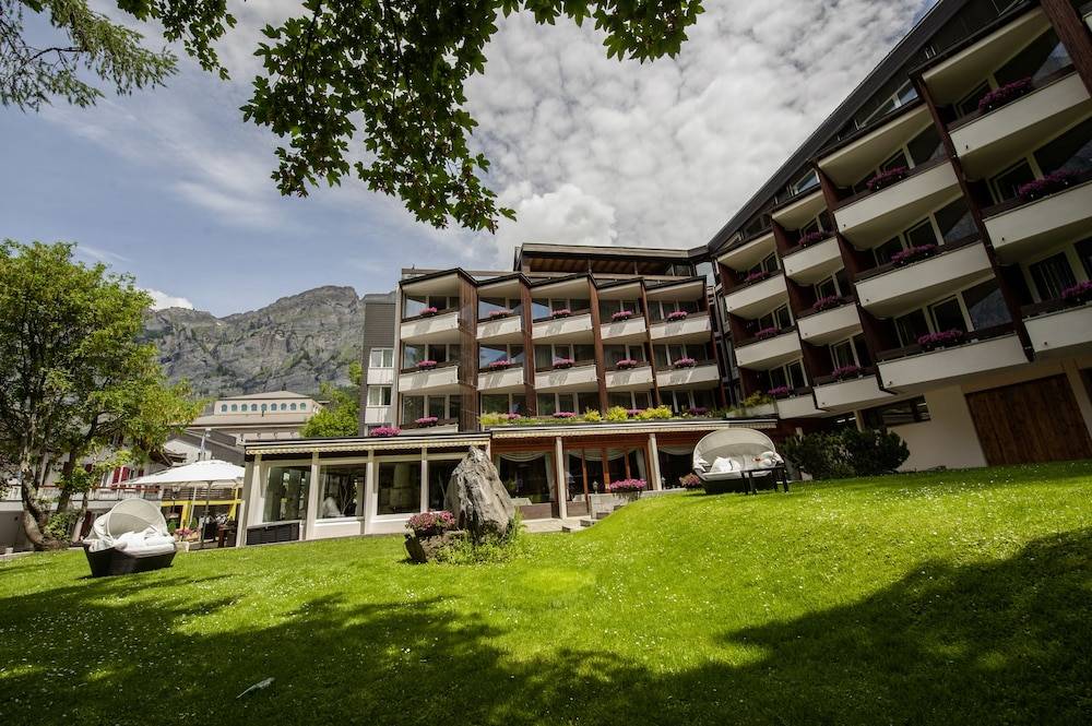Hotel Quellenhof Leukerbad 1