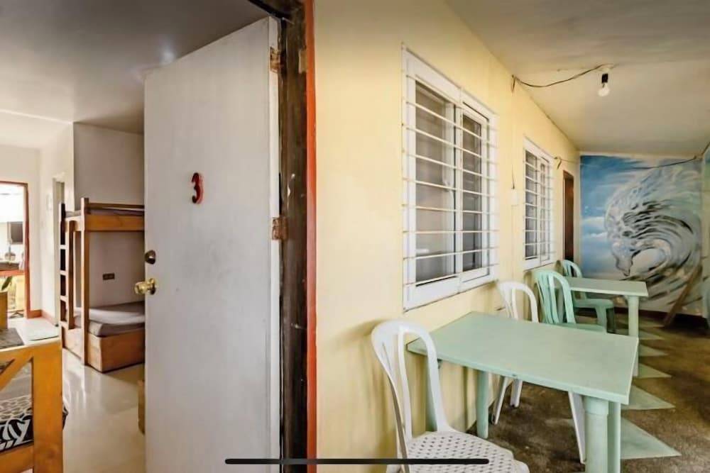 Monaliza Surf Resort La Union 2