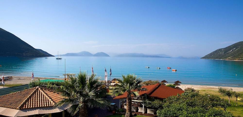 Hotel Grand Nefeli 1