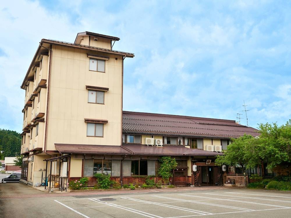 緑風苑 きよはる Ryokufuen Kiyoharu 1