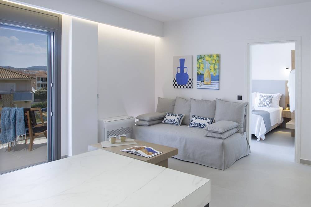 Achillion Suites 2