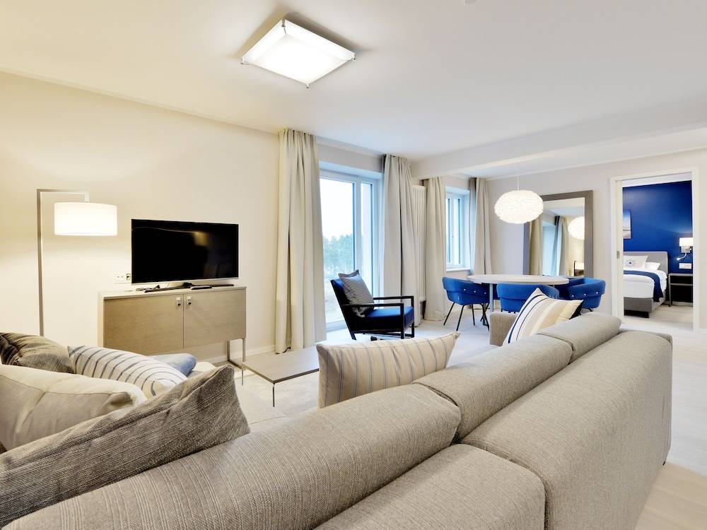 DORMERO Strandhotel Rügen 1