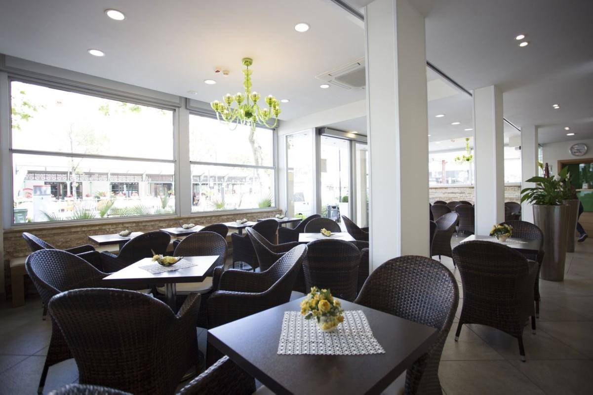 Hotel Desiree 1