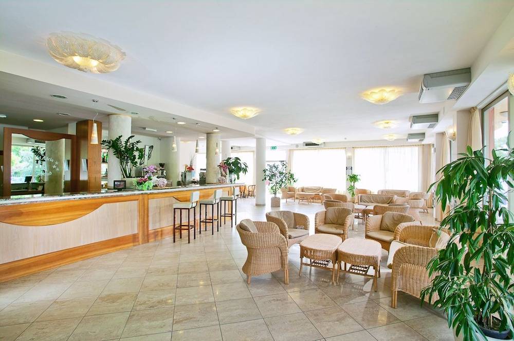 Hotel Adria Beach Club 2