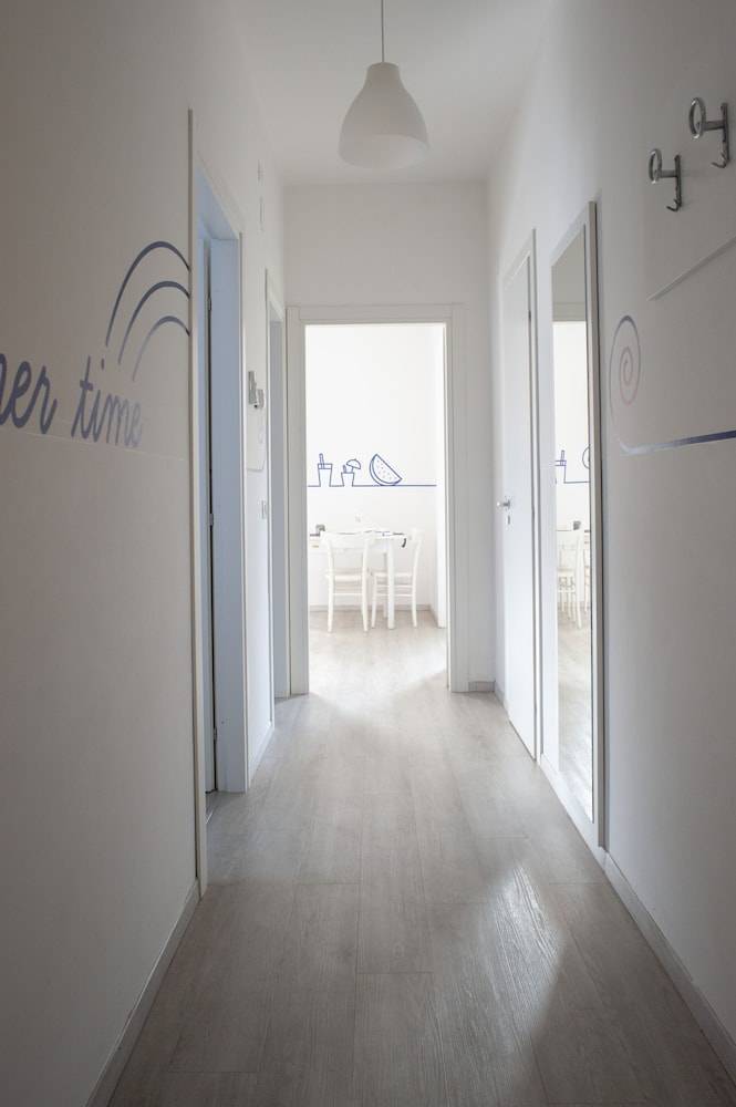 Residence Holidays 2