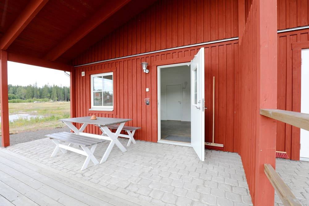 Kosta Lodge 1