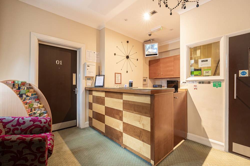 Barrington Lodge 2