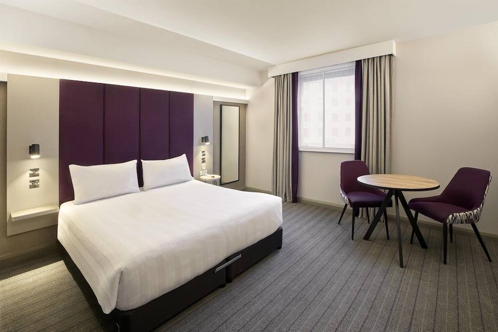 Premier Inn Horsham North 2