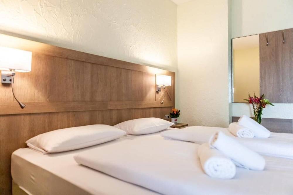 Landhotel Eifelblick 2