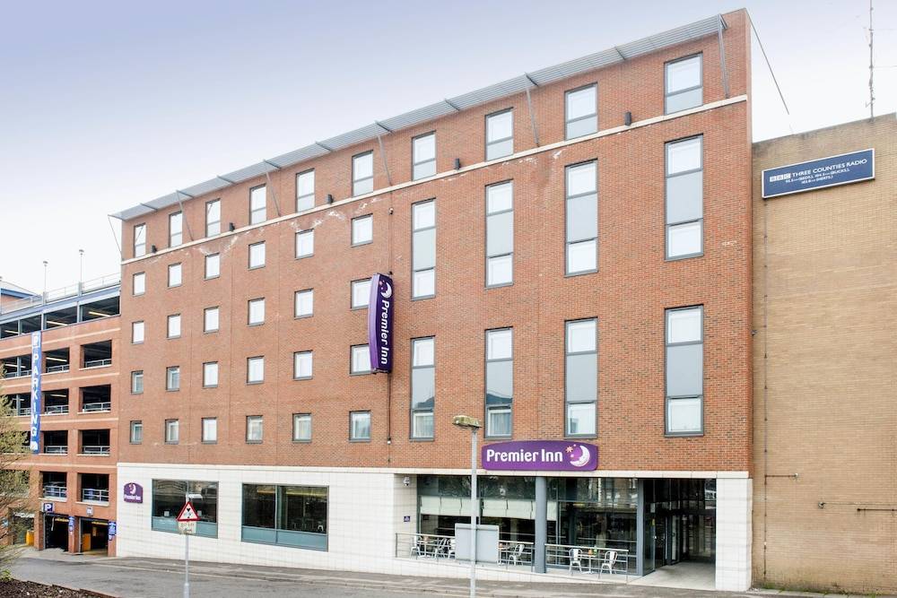 Premier Inn Luton Town Centre 1