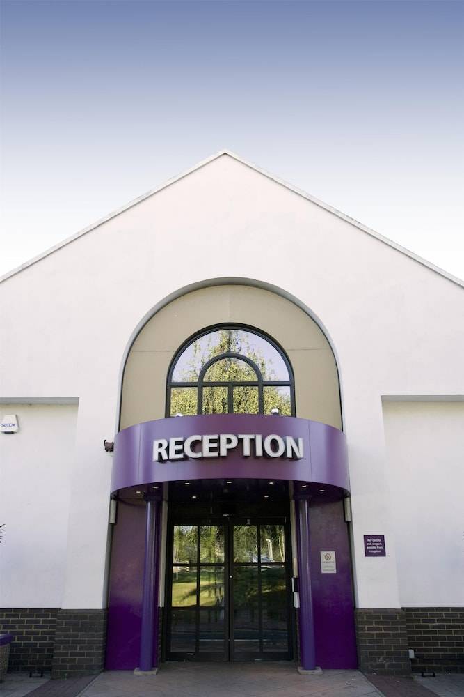 Premier Inn South Mimms/Potters Bar 1