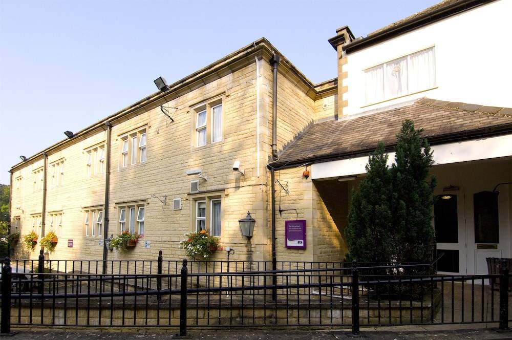 Premier Inn Stroud 1