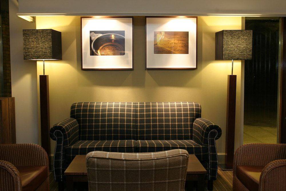 Garner Hotel Eight Acres Elgin by IHG 2