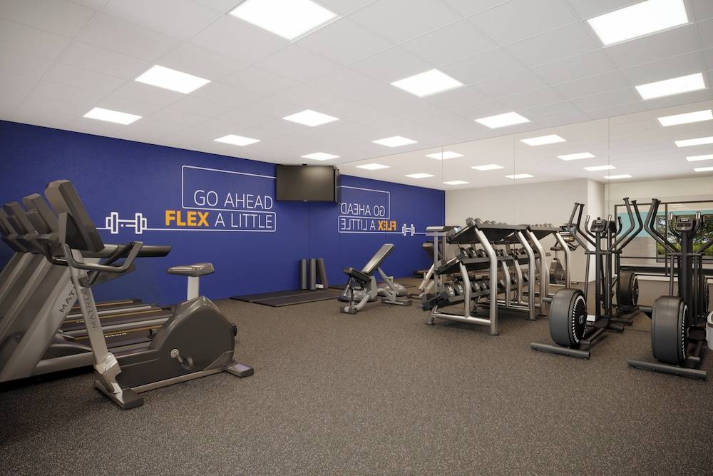 Holiday Inn Express And Suites Elgin Chicago Northwest by IHG 1
