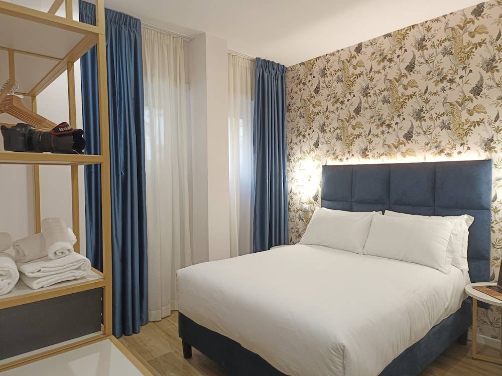 Romi Suite 2