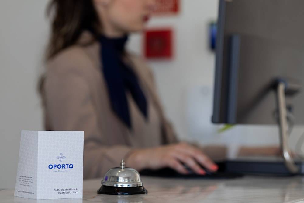 Oporto Airport & Business Hotel 2