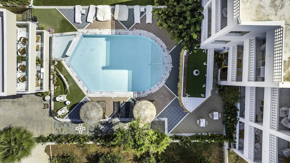 Stella Maria Hotel & Suites 1