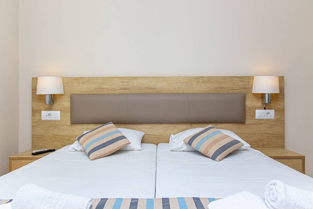 Theo Star Beach Hotel 2