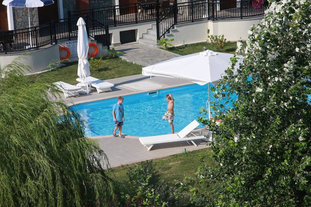 Kalloni village apartments 2